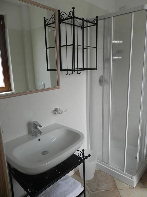 Casa Mattia Sorico Quarto foto